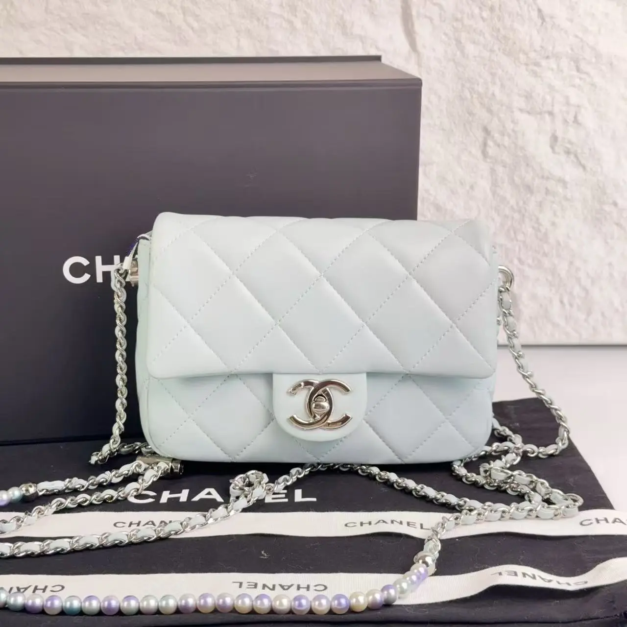 Pre-owned CHANEL Shoulder Bags 4452