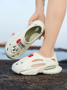 1 Pair Men's Clogs: Hollow Ventilation, Skin-Friendly Upper, Anti-Slip & Wear-Resistant, Summer Beach Creek Casual Shoes
