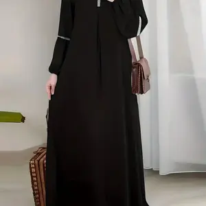 Elegant Green Sequin-Trimmed Abaya Kaftan Dress for Women - Modest Long Sleeve, Round Neck, Polyester, Machine Washable - Perfect for Spring/Summer/Fall
