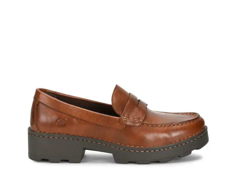 Born Carrera Loafer