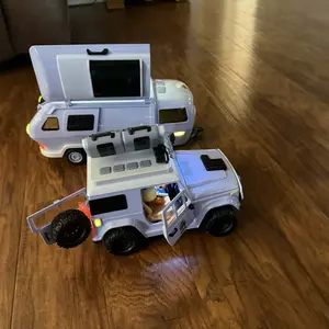 ROVE Vehicle Playset with Camper Figurine Toys
