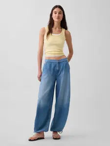 Gap Women's Mid Rise UltraSoft Horseshoe Jeans