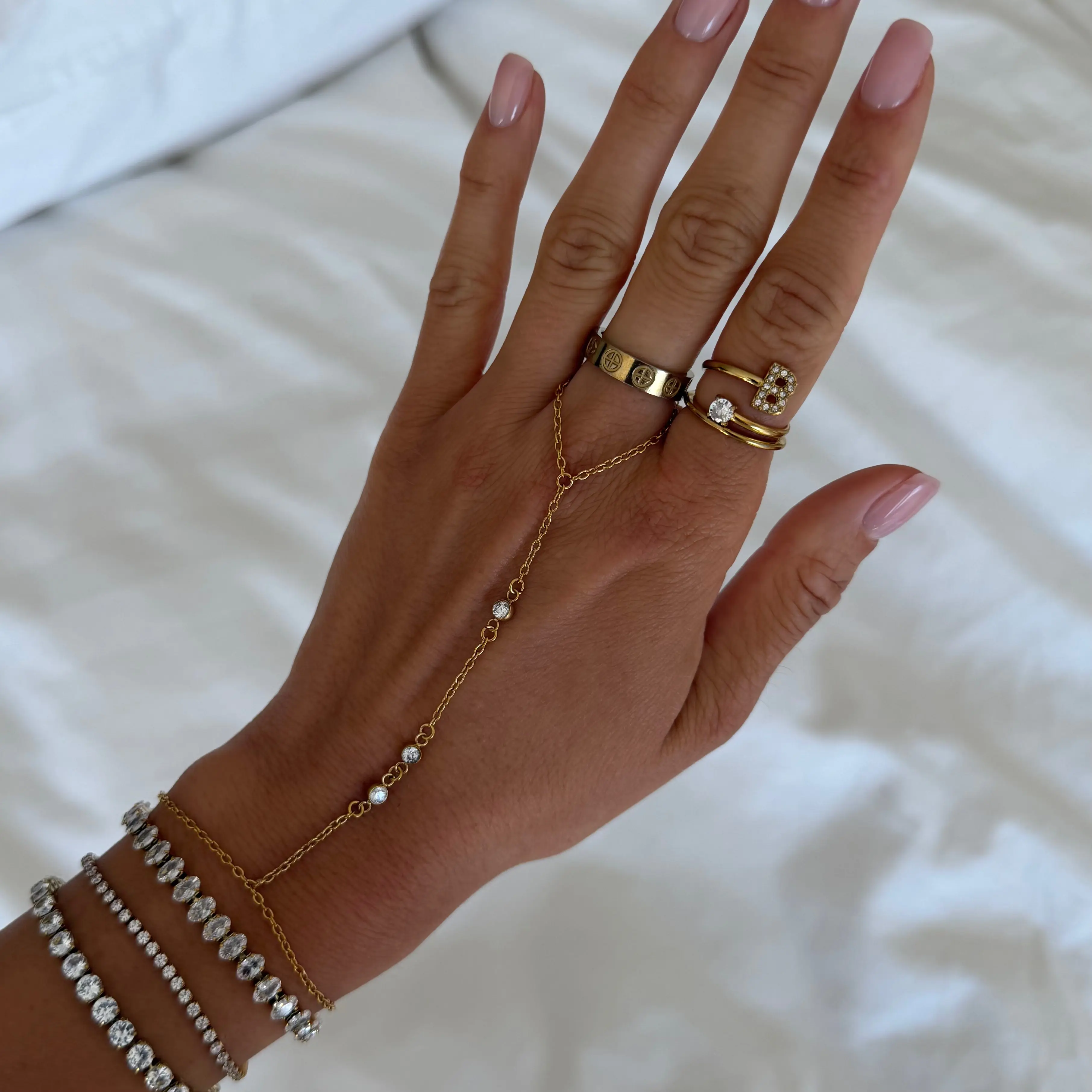 EVRY JEWELS Gold or Silver Plated Women's Hypoallergenic Over It Hand Chain