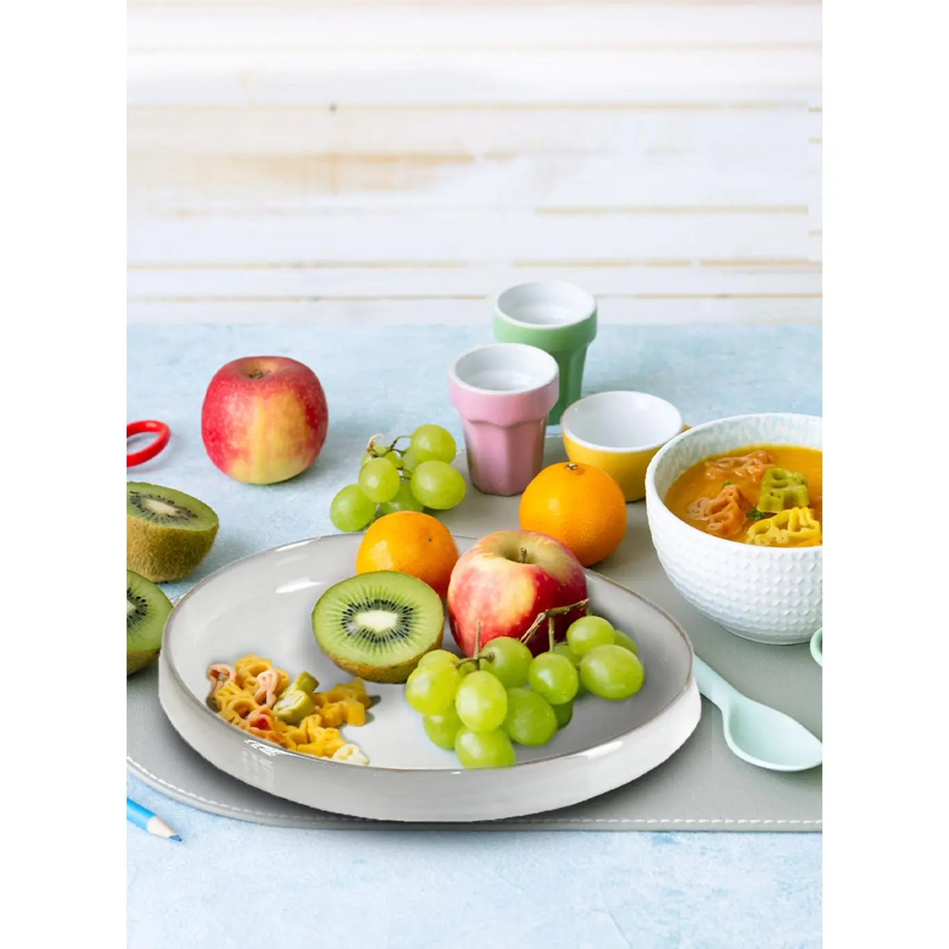 Round White Ceramic Platter Collection