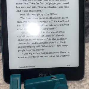 DATAFY Page Turner Ring for Kindle, Hands-Free Remote Control with Storage Bag, Camera Shutter & Video Recording, eReaders Clicker for Kindle iPad iPhone Tablets