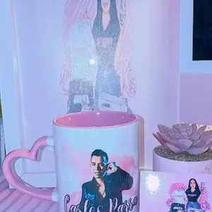 11 oz ceramic Carlos P Fan Heart Mug