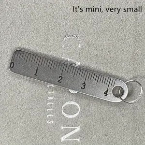 Mini metal ruler, mini portable metal ruler, thickened keychain, measuring tool, stationery, drawing supplies, office and school