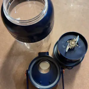 BPA-Free Electric Citrus Juicer 45.7oz, Straw, Two Lids, Portable Blender for Smoothies, Shakes, Food Prep & Frozen Blending - Outdoorfun