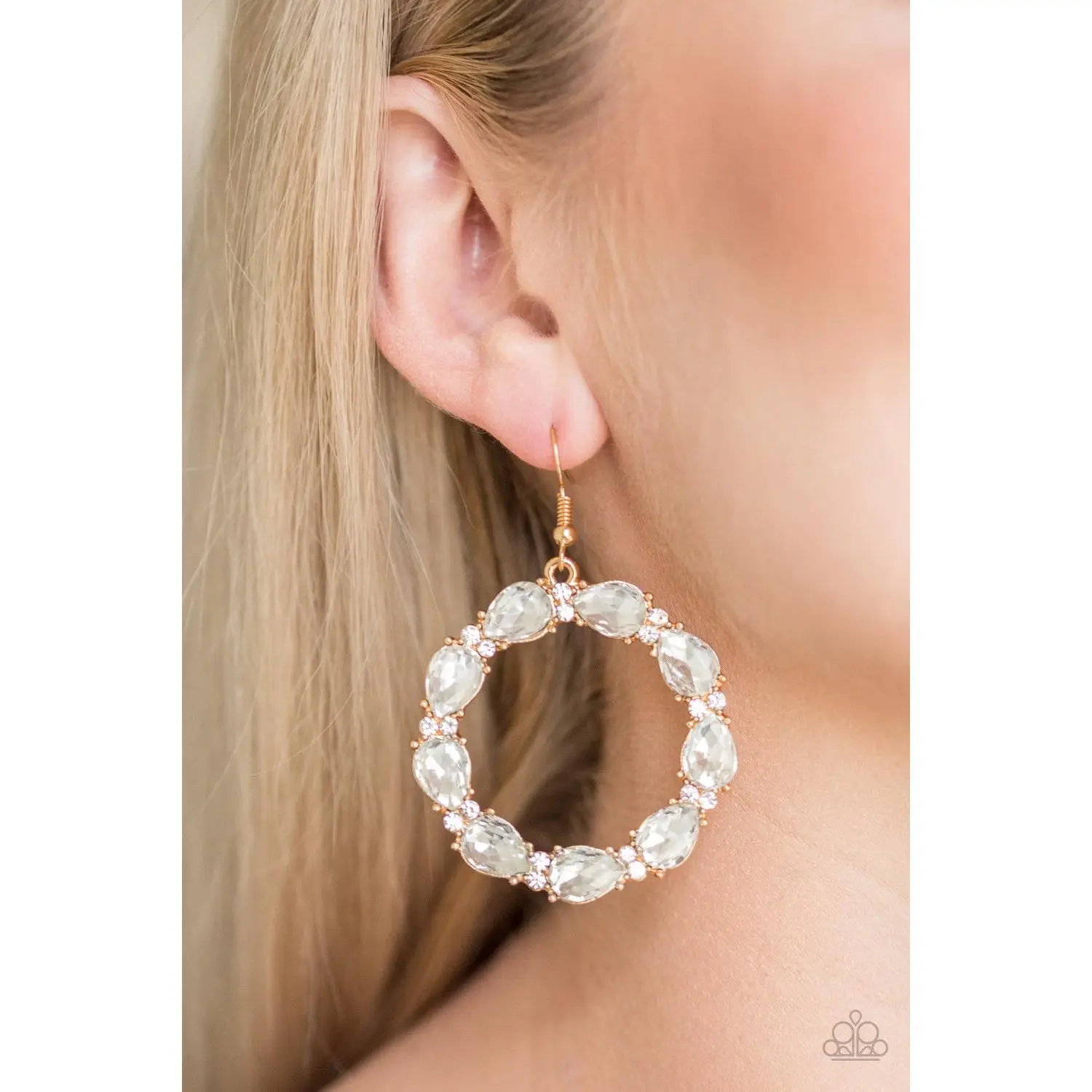 Paparazzi Jewelry Earrings Ring Around The Rhinestones - Gold