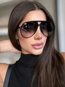 Women's Dark Lens Sunglasses, Fashion Casual Full Rim Sun Glasses, Outdoor Activity Stylish Accessory, Modern Trendy Sunglasses, Mirrored Shades