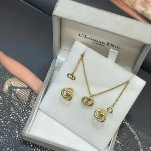 Pre-owned Dior Necklace & Ear Rings