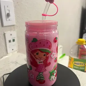 16 0z SnowGlobe Milkshake Cup With Glass Straw Lid And Lid Topper Strawberry Shortcake Wrap Drinkware