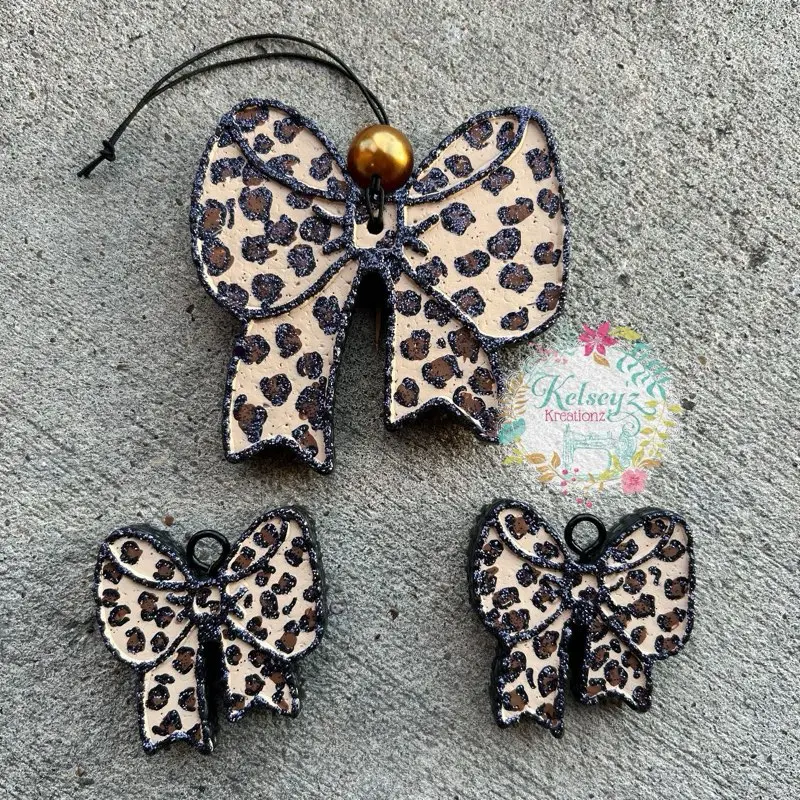 Car Freshener Cheetah Print Bow Set for Mirror and Vents - Elegant and Stylish Design