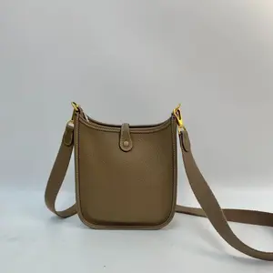Pre-owned HERMÈS LEATHER Shoulder Bags Hermes Evelyne Mini 18 Etoupe Taurillon Clemence Gold Hardware Shoulder Bag [BF 12Z] QQ2730