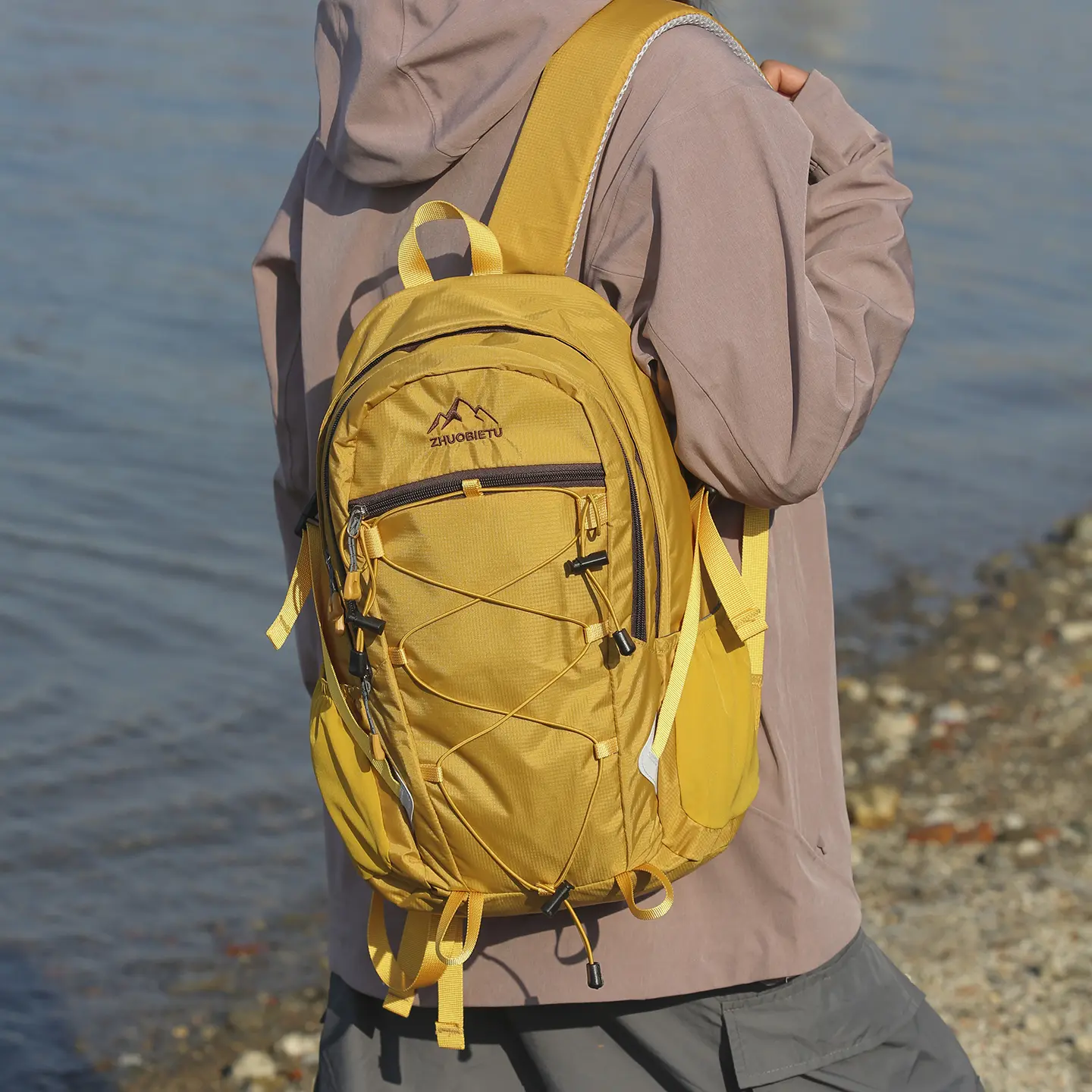 Zhuobetu brand genuine outdoor waterproof mountaineering bag large-capacity hiking double shoulder schoolbag men's and women's sports bag