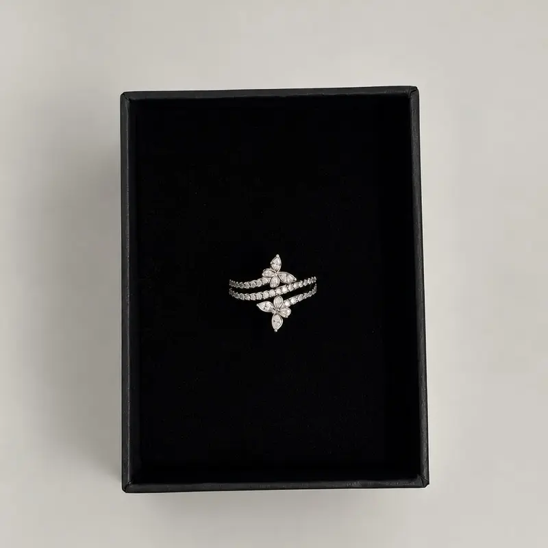 Butterfly Ring, Shiny Habits, Adjustable Couples Rings with Geometric Shape, Casual Romantic Look, Ideal Gift Idea