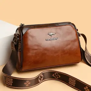 Trendy Leather Crossbody Bag for Women with Built-in Wallet Stylish Travel Purse for Everyday Use Versatile and Functional