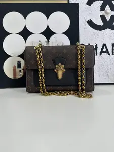 Pre-owned Louis Vuitton Authentic VICTOIRE Monogram Chain Shoulder Crossbody Bag Chip Version