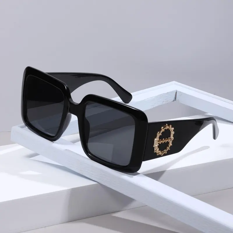 Simple Square Frame Tinted Lens Sunglasses for Women & Men, Trendy Fashionable Large Size Sunglasses, Versatile Sunglasses for Everyday Use, Travel Cool Female Male Glasses Accessory, Men Sunglasses, Stylish Glasses, Trendy Fashion Shades