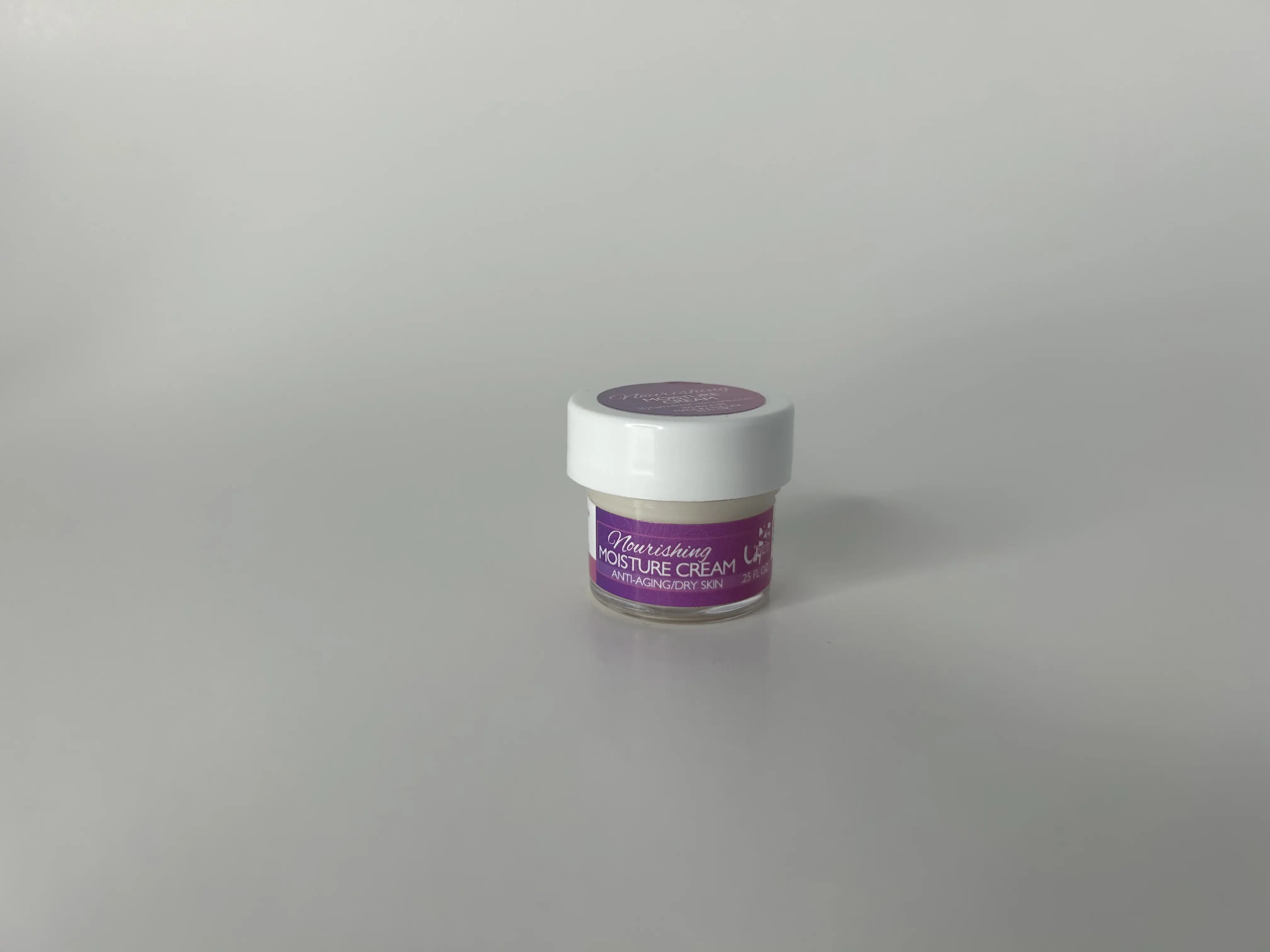 Lily Farm Fresh Skin Care Travel/Trial Nourishing Moisture Cream Moisturizer Organic Skin Repair