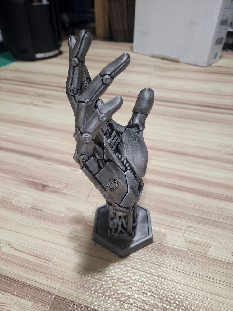 Robot Hand Controller Holder Fits Most Standard Controllers for Enhanced Gaming Experience