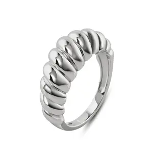 925 Sterling Silver Croissant Design Ring 7.9mm