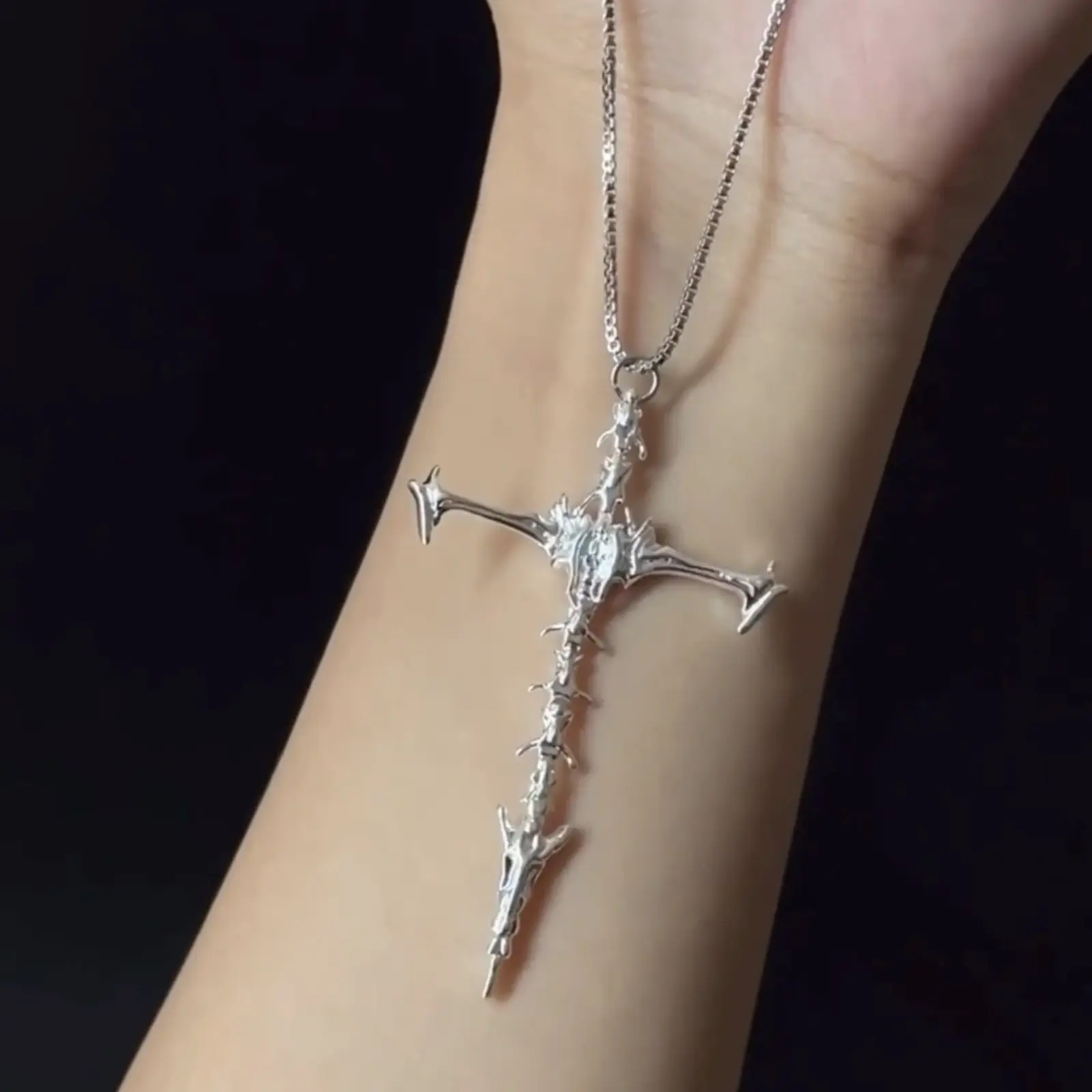 Niche design skeleton cross pendant for girls and boys lock necklace dark style jewelry couple gift