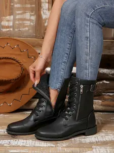 2025 Autumn/Winter New Style Women's Fashion Side-Zip Laced Boots, Casual and Versatile Women's Boots, With Furry Inner Linings for Comfortable and Warm Feet, Suitable for Elegant Shoes in Various Occasions, Winter Booties