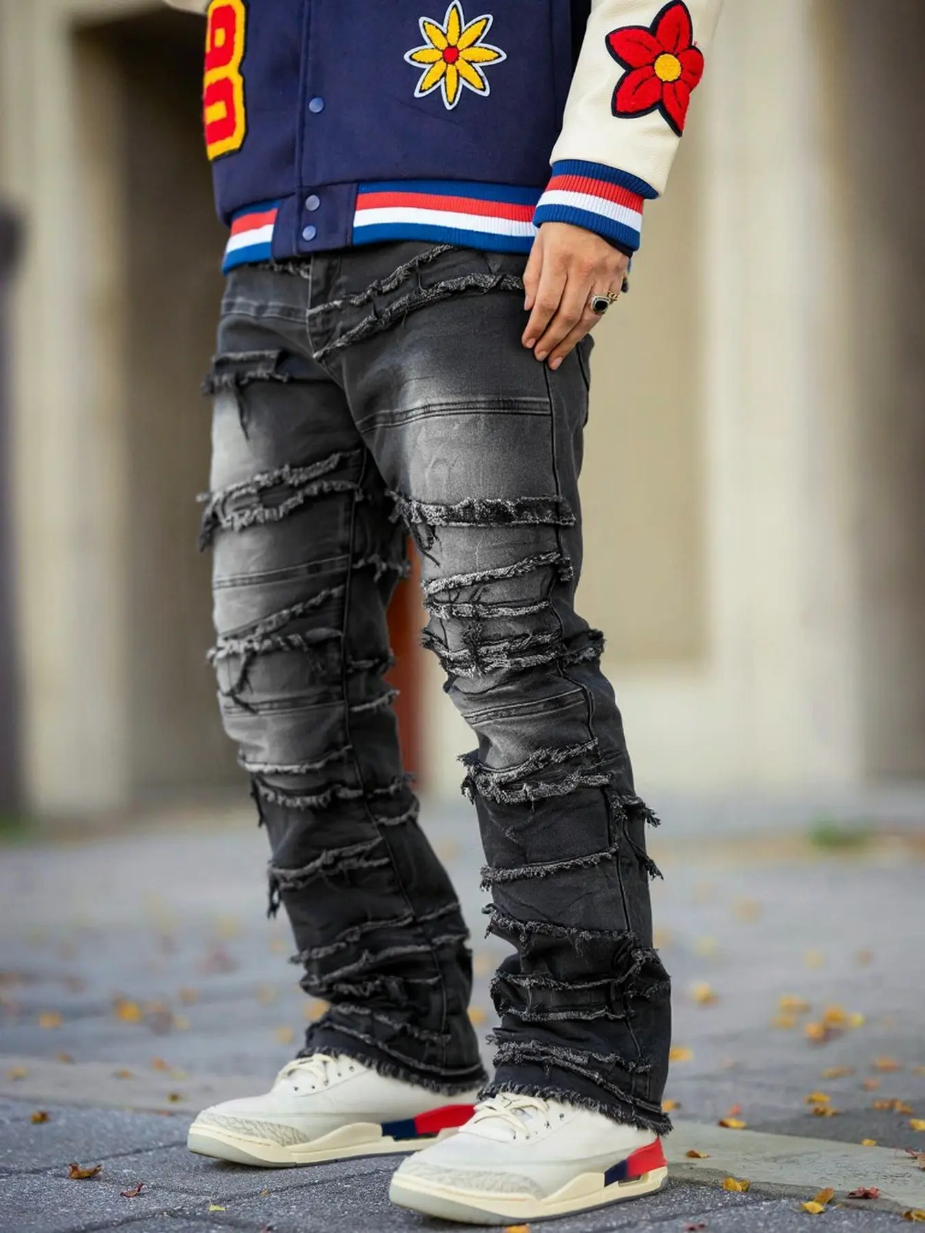 Raw-edge stacked flared jeans Pants, Casual washed denim, American high street vintage wash Vibe, vintage wash raw-edge stacked jeans, Y2K streetwear, a must-have for urban style
