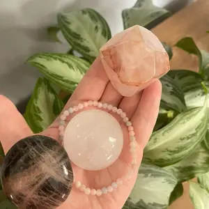 Crystal Bundle Boxes with Intuitively Picked Mystery Crystals