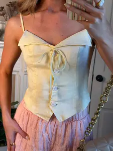 Leslie Linen Top - Butter Yellow