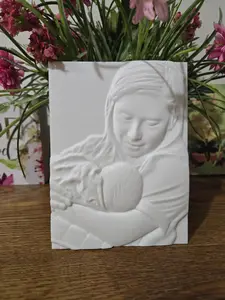 Personalized Tactile Pictures for Blind/VI with Customizable Braille