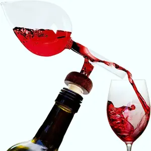 NoEnName_Null Round Peach Shaped Red Wine Aerator Eco-Friendly Whiskey Decanter Portable Pourer Quick Decanter Spout Glass Sobering Device for Wine Dispensing