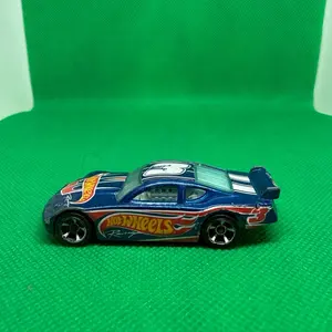 Hot Wheels 2008 HW Racing Series #3 Circle Tracker 1186 Diecast Collectible Toy Car