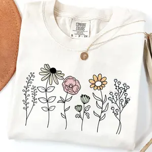Comfort Colors Daisy TShirt, Boho Floral Cottagecore T-Shirt, Botanical Tee, WildFlower TShirt, Nature Spring T-Shirt for Women