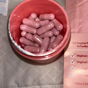 Product Review of URO Women's Probiotics - 60 Count (Pack of 1) - Prebiotic and Probiotic Capsules for Healthy pH Balance and Odor from S**️