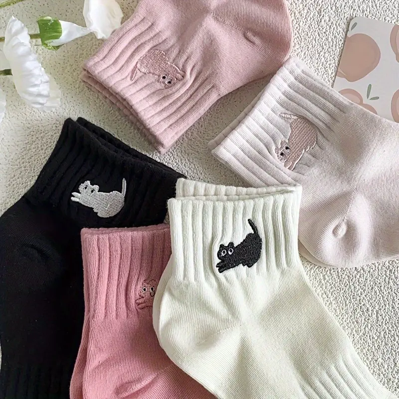 5-Pack Embroidered Cat Socks - Women's Cute Cartoon Ankle Socks with Vintage Preppy Style, Trendy Ins Fashion Daily Wear | Autumn Winter New Arrival/Warm Ankle Socks/Adorable Cartoon/Women's Socks