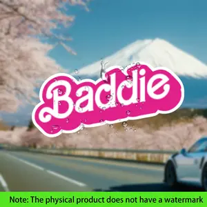 2PCS/SETNiche Sweet-Cool Aesthetic Sticker (for car accessories/decor items) For car accessories/decor items Textured "Baddie Pink Sweet Logo" design, fits sweet-cool trendy style lovers' taste Decor sticker + niche car sweet-cool decor goods Car Decals