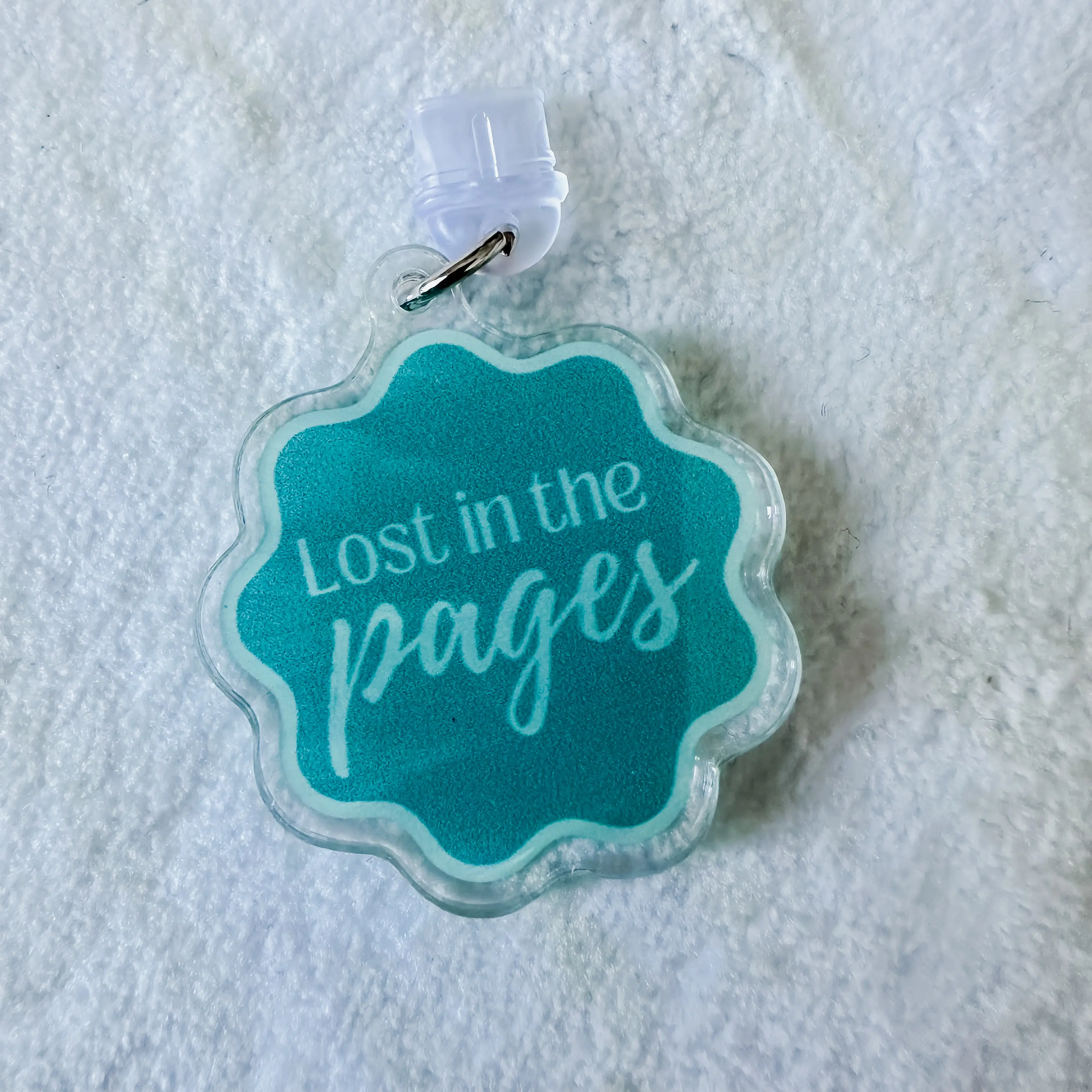 Lost In The Pages Acrylic e-Reader Charm - Dust plug