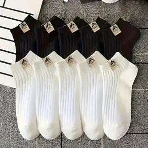 5/10 Pairs of Snow Mountain Logo Socks - White, Black, Black and White Mixed Colors, with Suitable for Daily Wear Breathable Minimalist Fashion Style