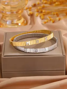 2pcs exquisite and elegant stainless steel fashionable, Trendy Stack Bangle, perfect for daily commuting, dating, and party gatherings, are the ideal gift to showcase your charm
