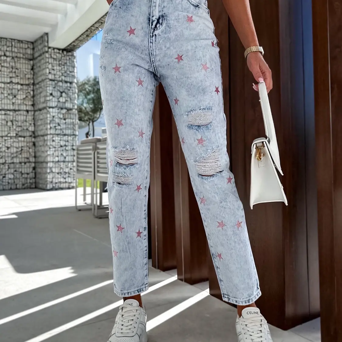 Distressed Star Mom Jeans | High-Rise