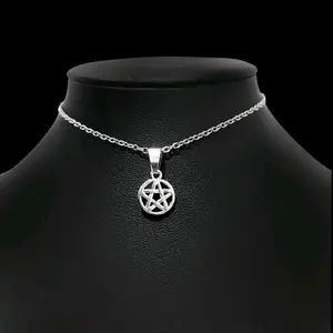 Dainty Pentagram Choker Necklace