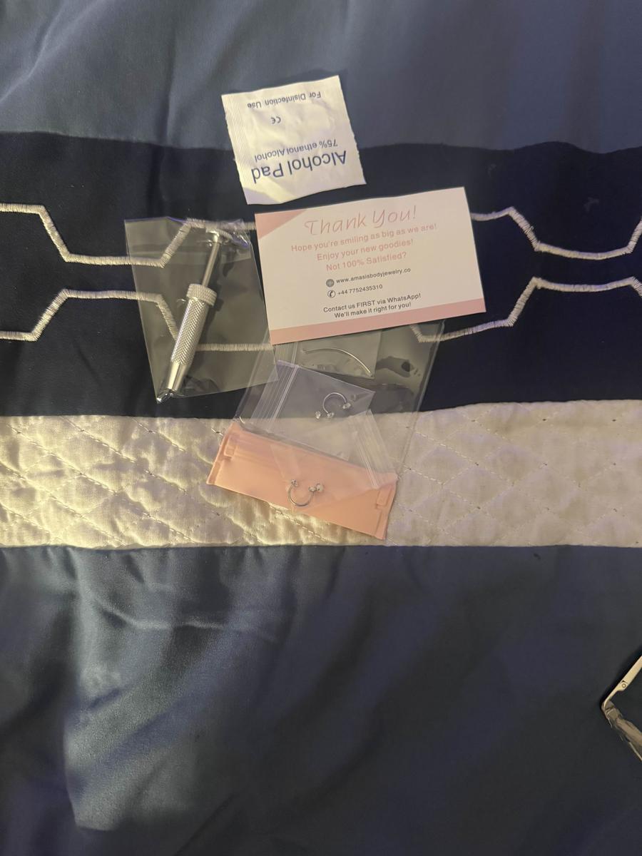 Item: White Diamond+Auspicious Treasure