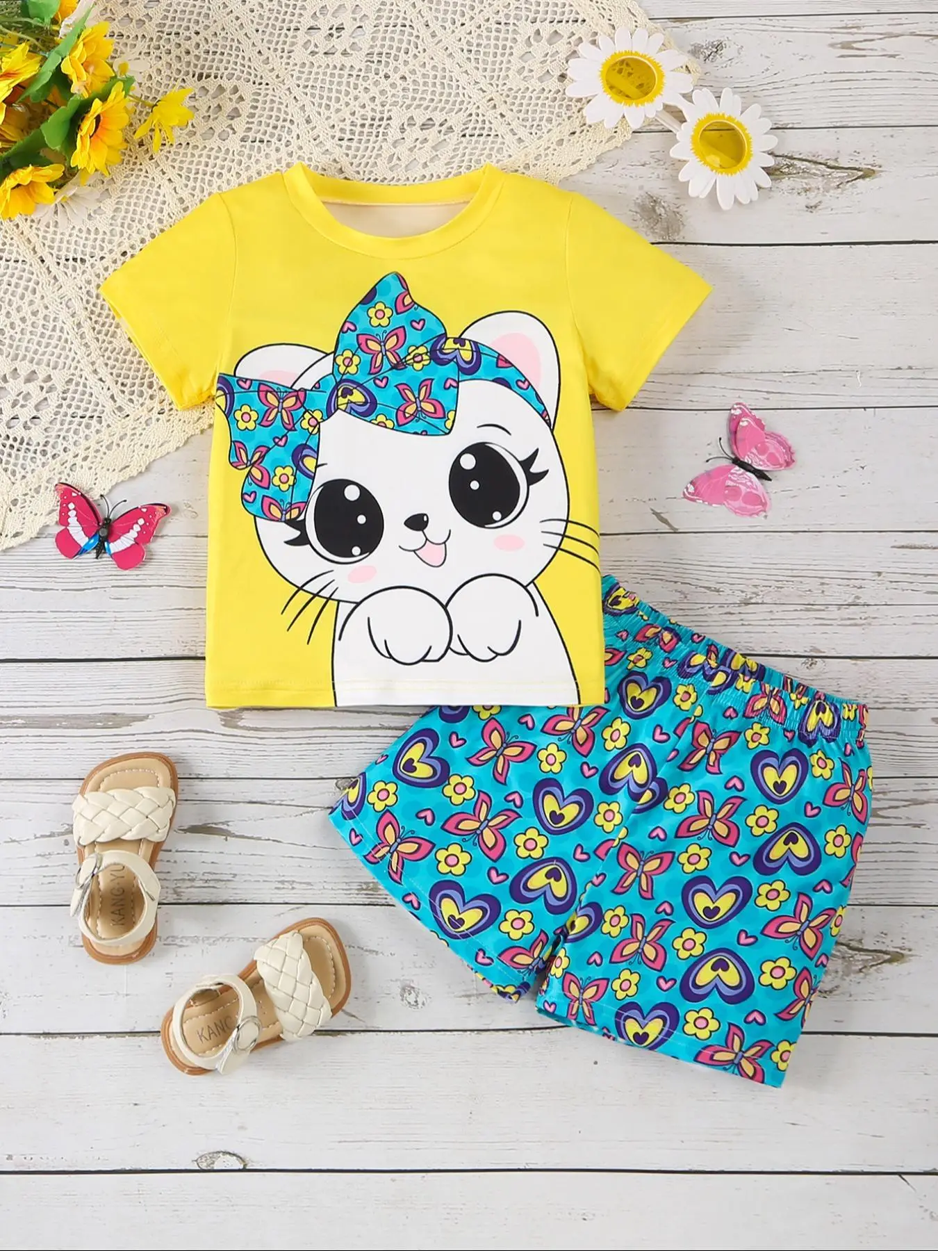 Girl's Cute Cartoon Print Short Sleeve Tee & Shorts Two-piece Set, Casual Round Neck T-shirt & Shorts, Summer Outfits Clothes for Little Girls