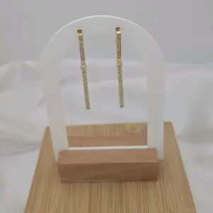 aretes largos
