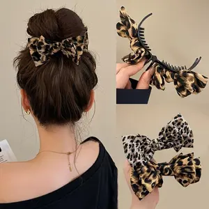 2 One Leopard Print Pattern Barrettes Suit, Suitable for Women, Retro and Fashionable Fabric Leopard accessory , Suitable for Ponytail and Various Hairstyles, Perfect for Party and Daily Wear,   Elegant Bowknot Hair Claw flower hair clip decorative