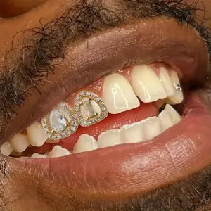 Hip Hop Style 2-Piece Zirconia Inlay Peach Heart Tooth Gems, Double-Combination Love Heart Dental Braces Body Jewelry for Rap Performances