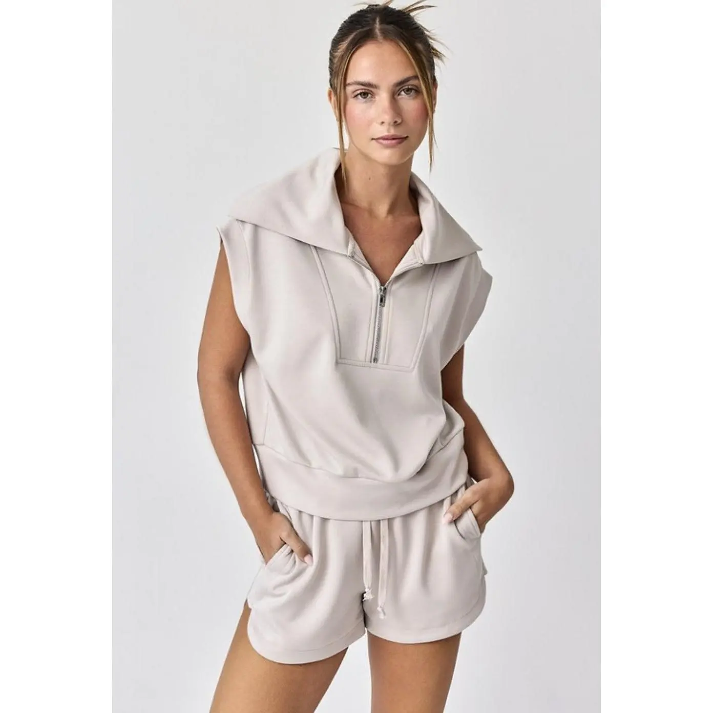 Half zip sweatshirt with shorts set