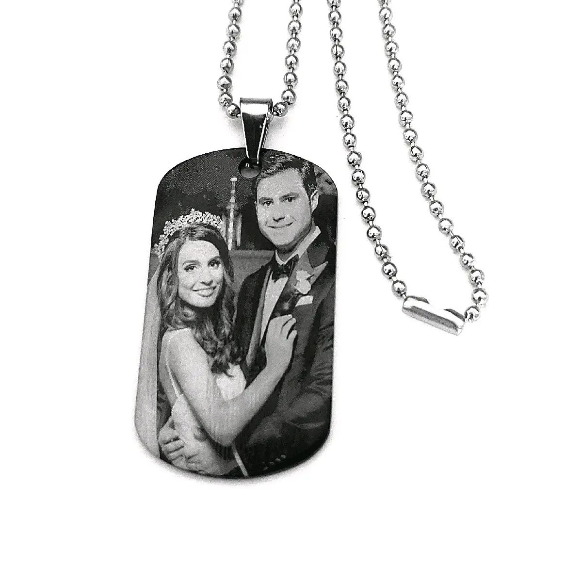 engraving your family pictures on tag as Keychain or Necklace